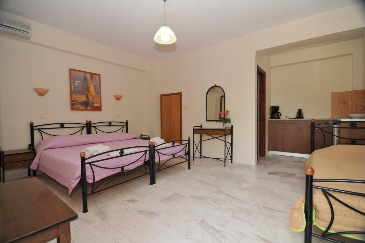 Hotel Miramare Petra  Zewnętrze zdjęcie